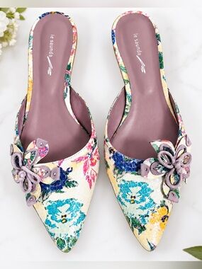 Le Saunda Genuine Leather Multicolor Floral Pointed Toe Mules Slip-On Shoes